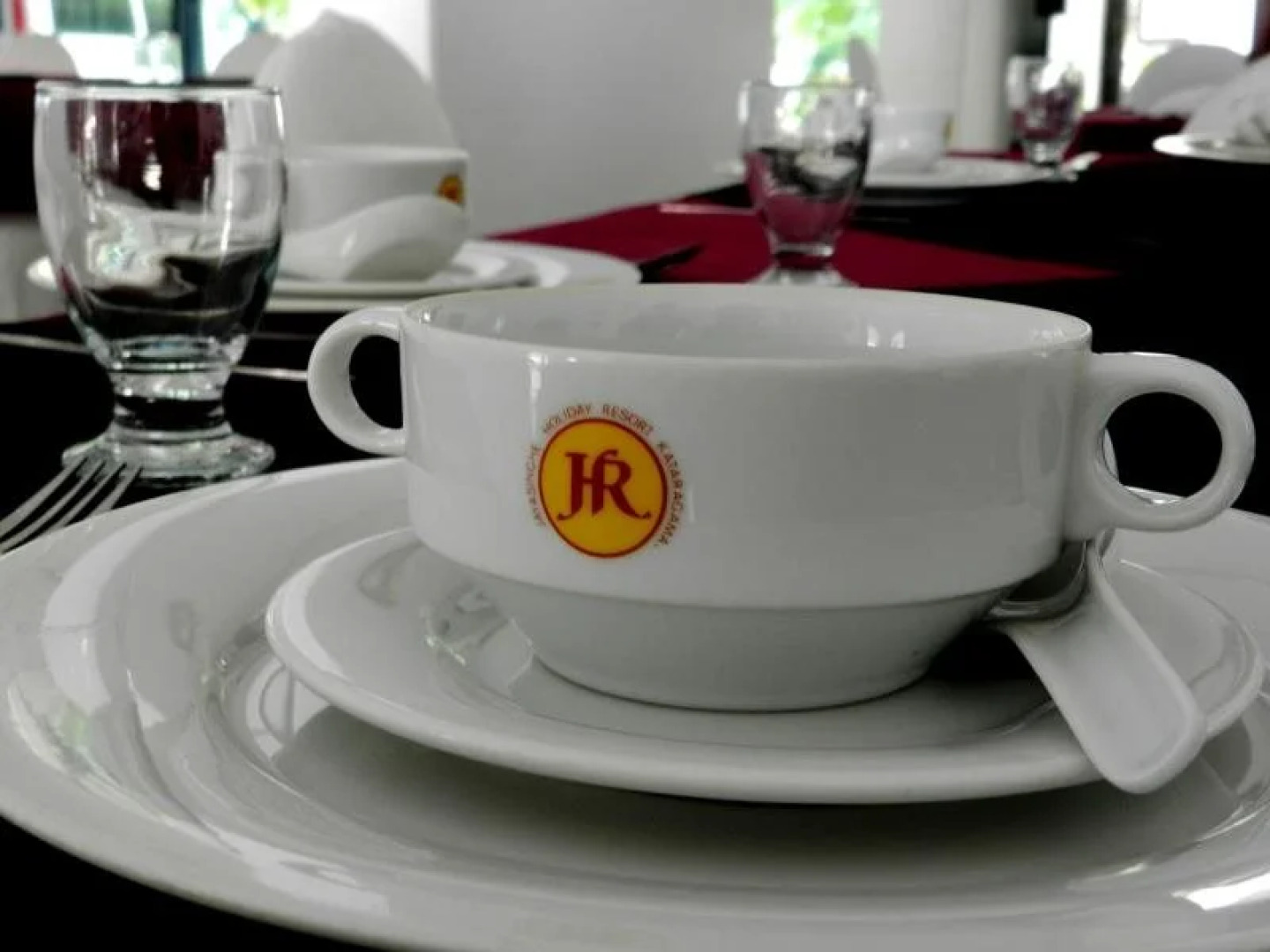 Jayasinghe Holiday Resort