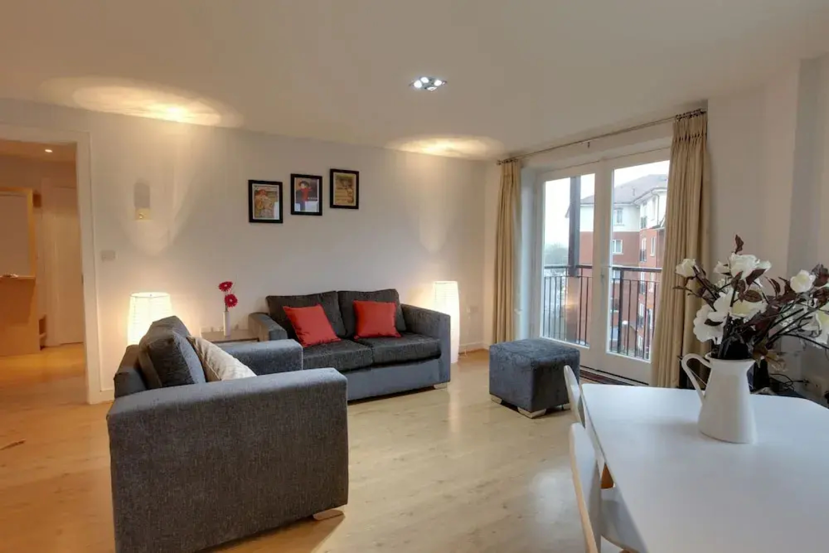 Ravens House Sapphire Apartments