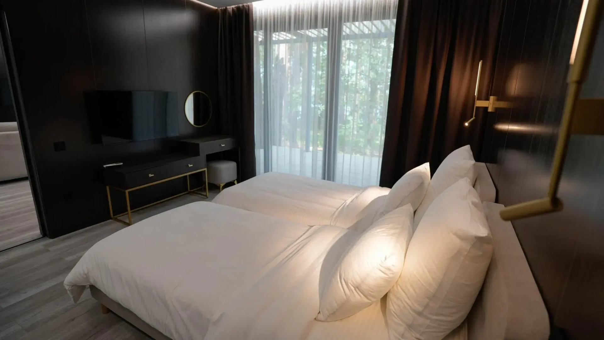 Отель Pioneer Resort