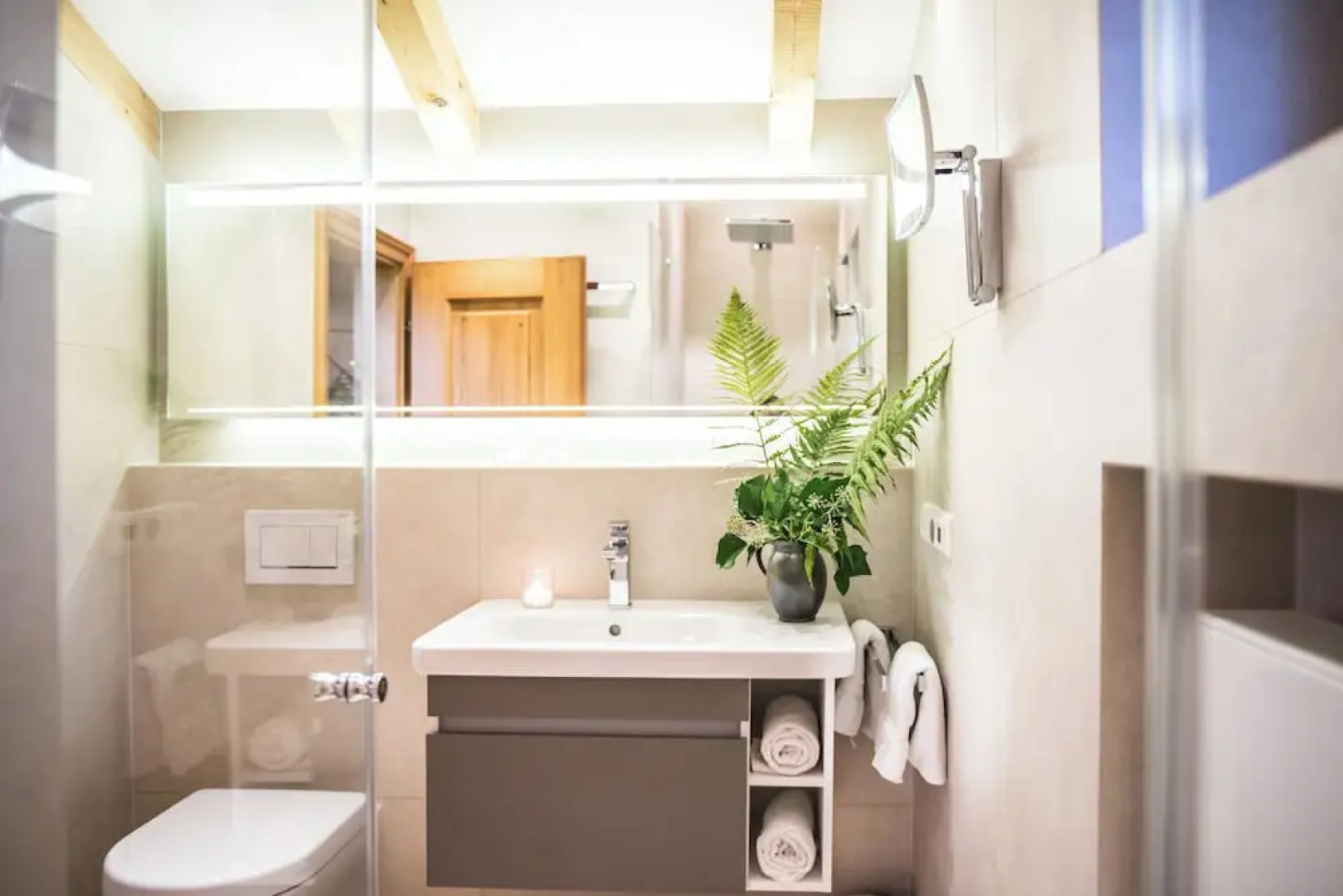 Haus Lesch - Stilvolle Appartements mit tollem Bergblick in Kreuth am Tegernsee