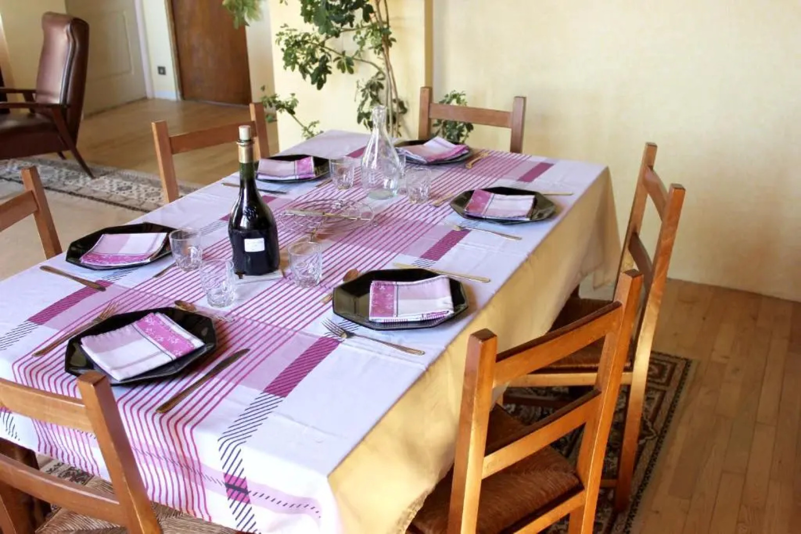 Maison de 3 chambres avec piscine partagee jardin clos et wifi a Moissac