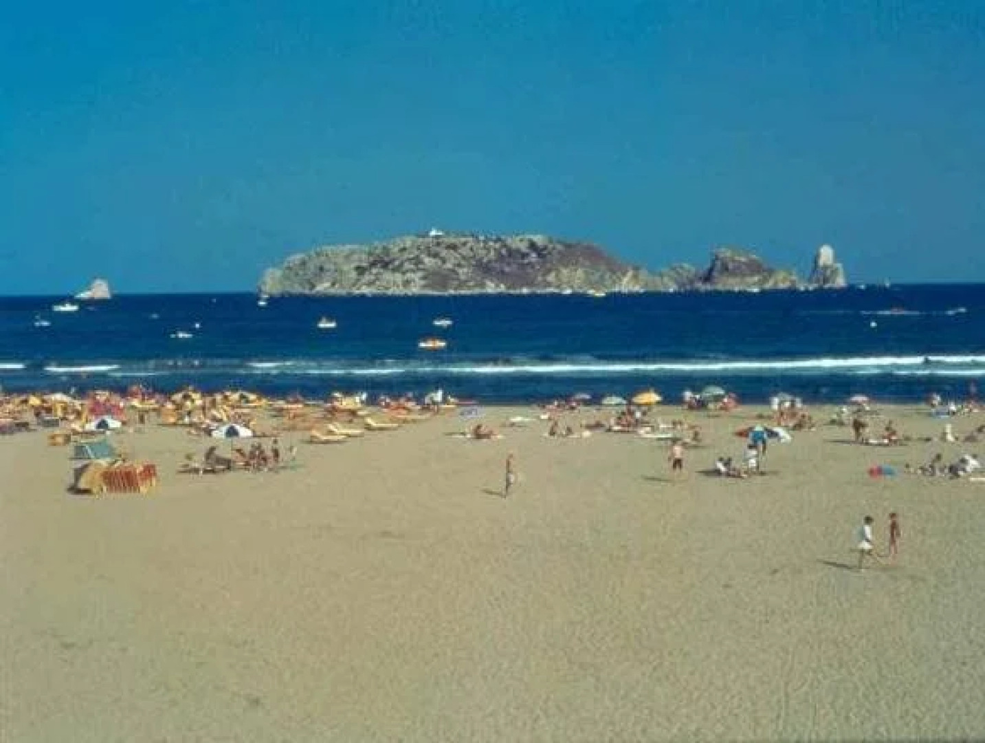 Apartamentos Estartit Costa