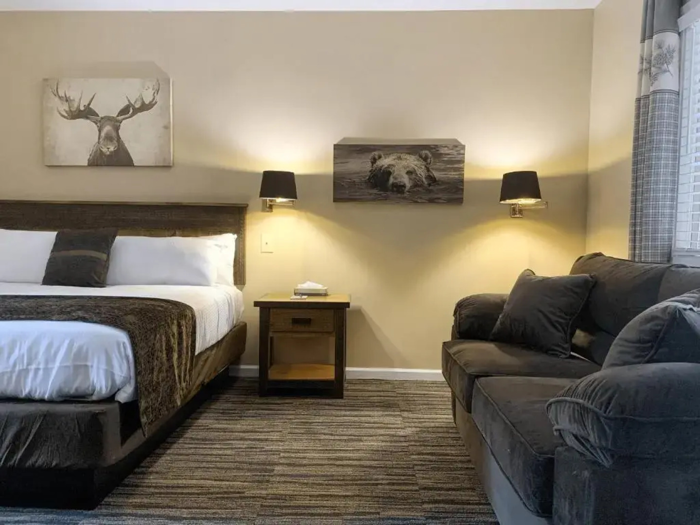 The Stone Gate Resort