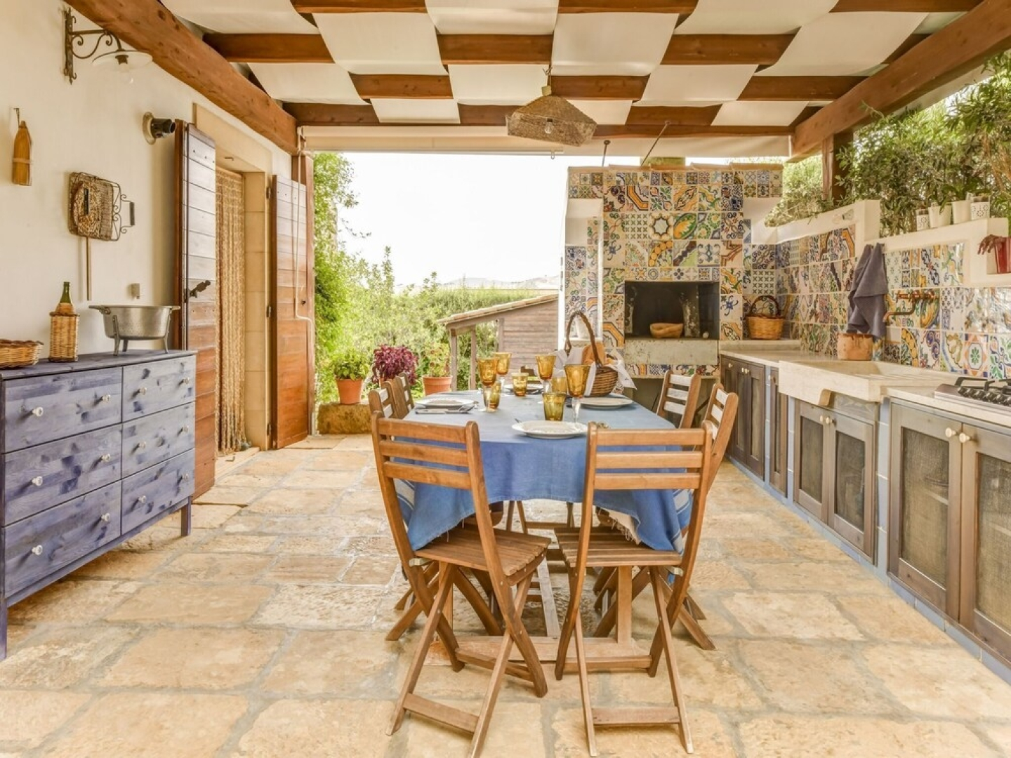 Sun-kissed Holiday Home in Salemi With Garden