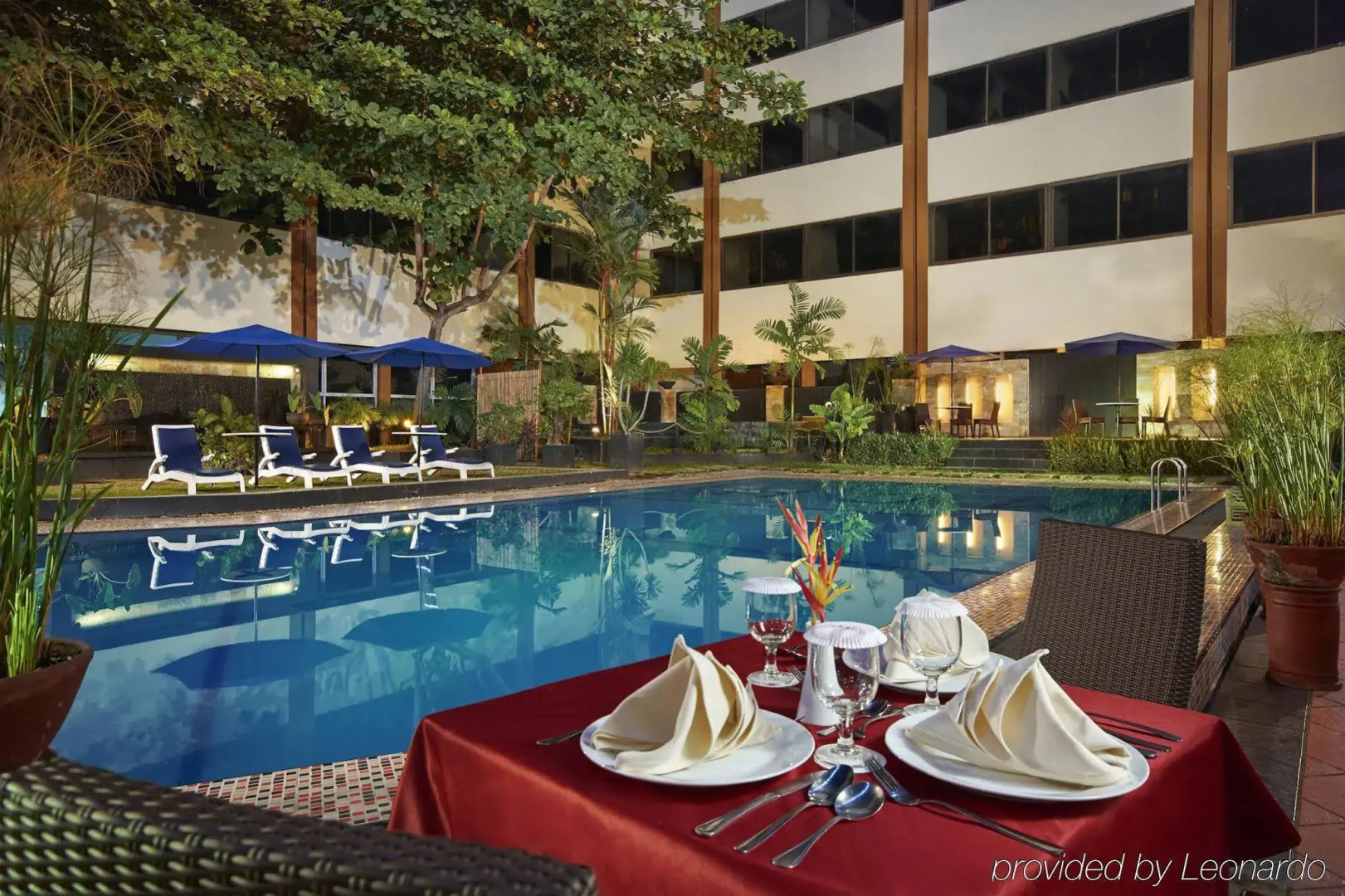 Singgasana Hotel Makassar