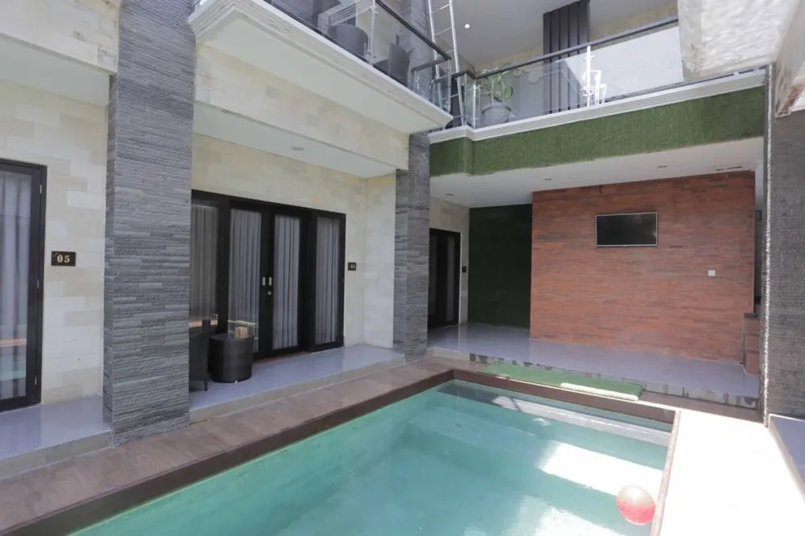 RedDoorz @ Gunung Payung Kerobokan