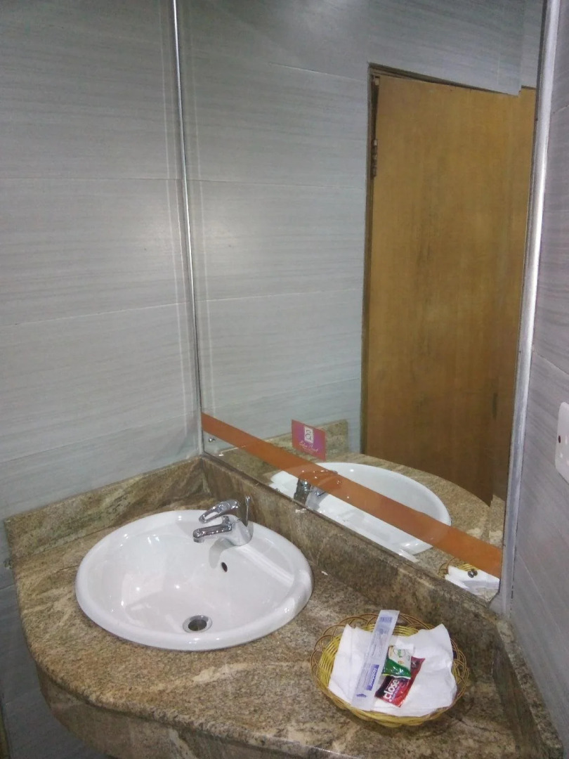 Eden Crest Hotel & Resort