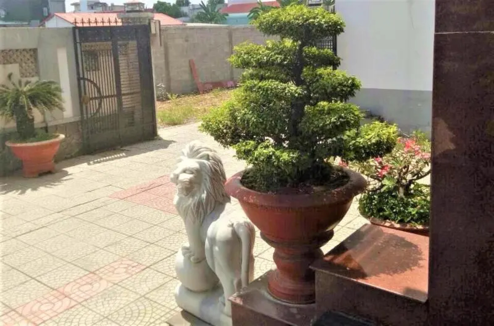 Khanh Dang Hotel by ZUZU