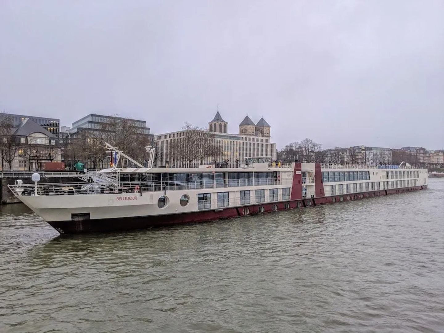 MS Select Bellejour - Neuss