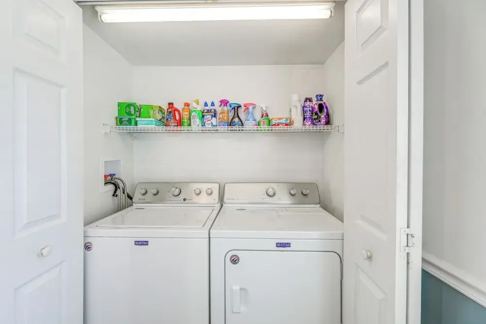 Steps to Shore: Newly Renovated Dewey Beach Home!