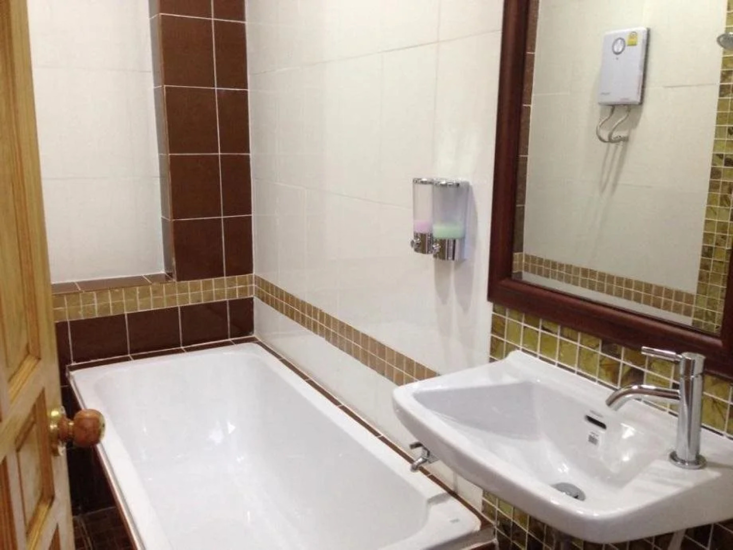 The Country Farm Resort & Homestay