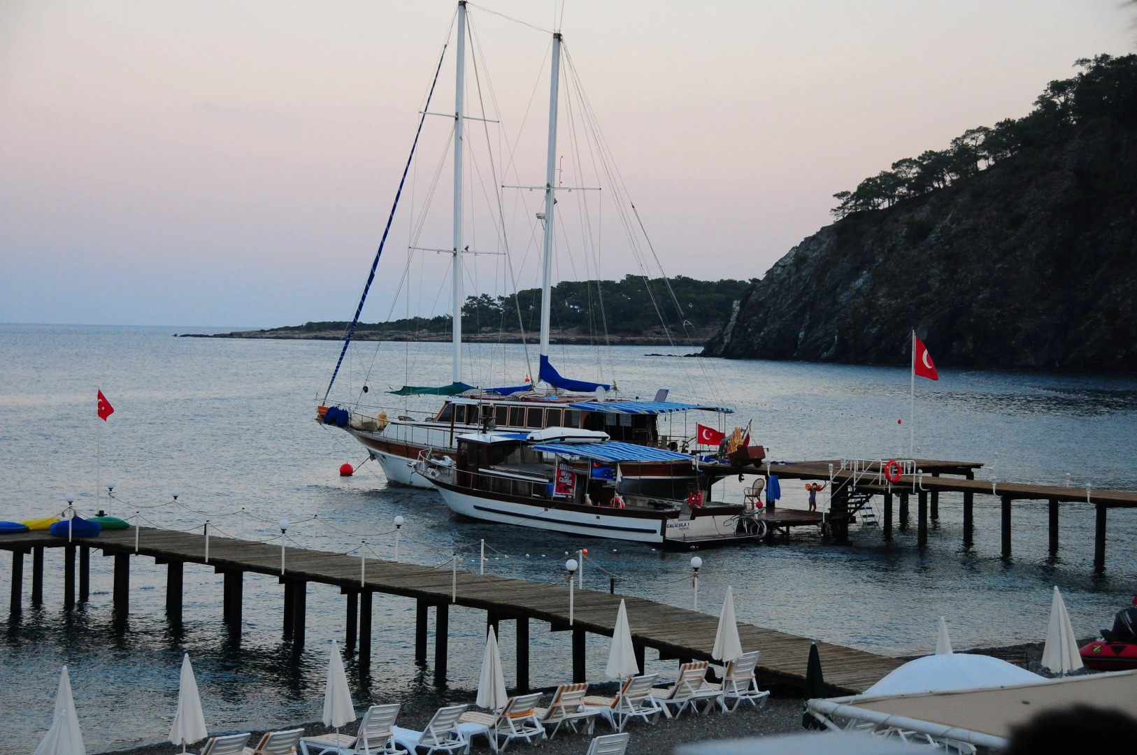 Club Akman Beach Hotel