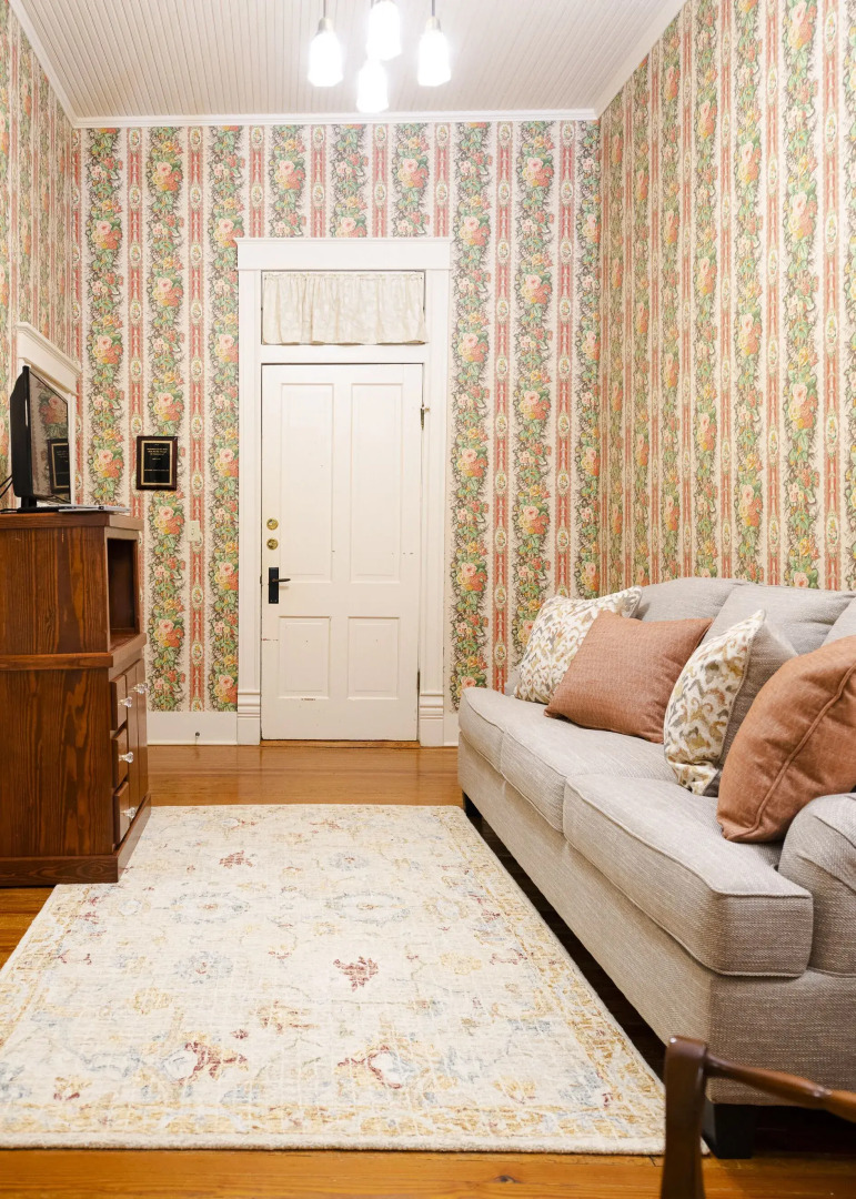 Captain Henderson House