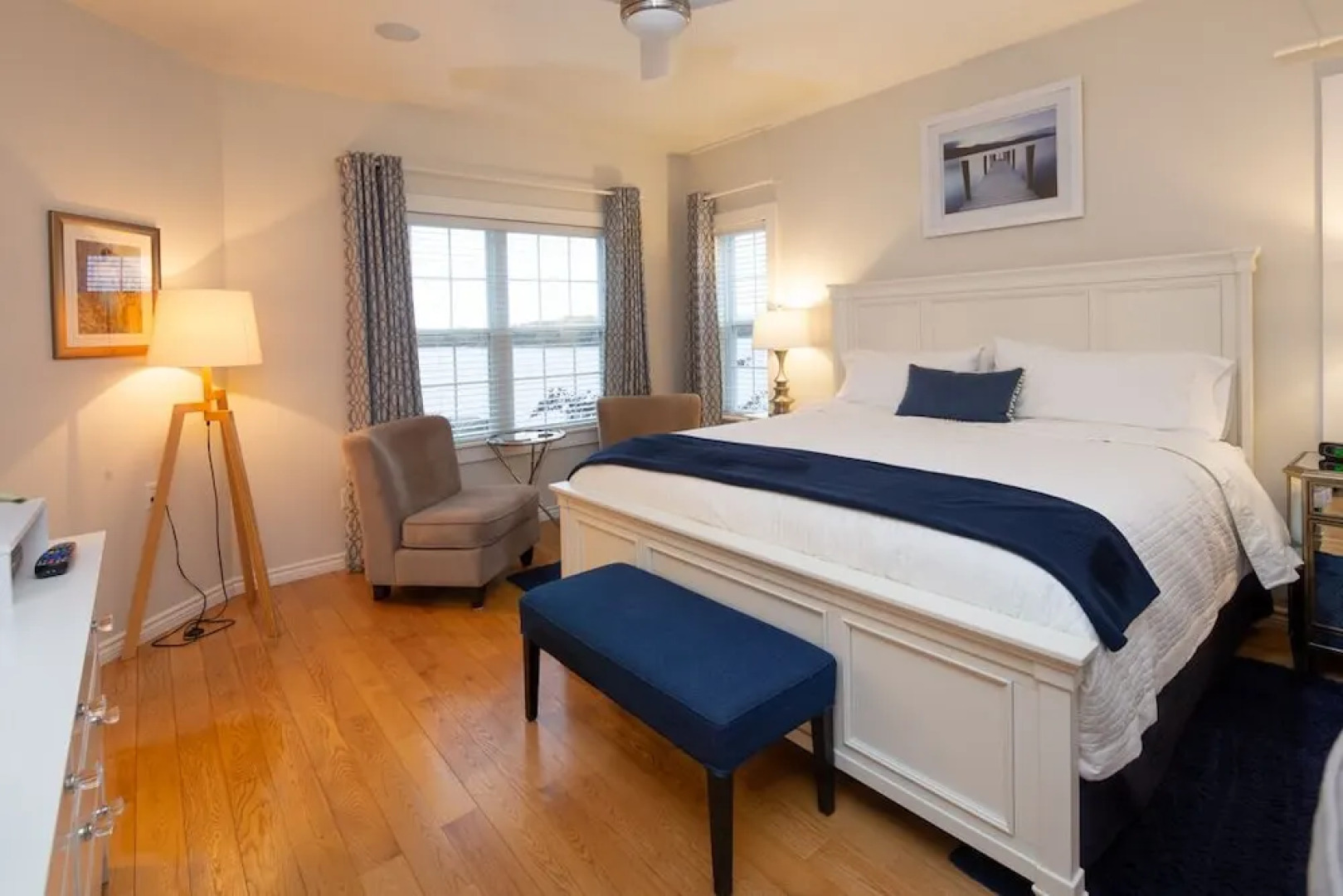 The Lake House Bed & Breakfast