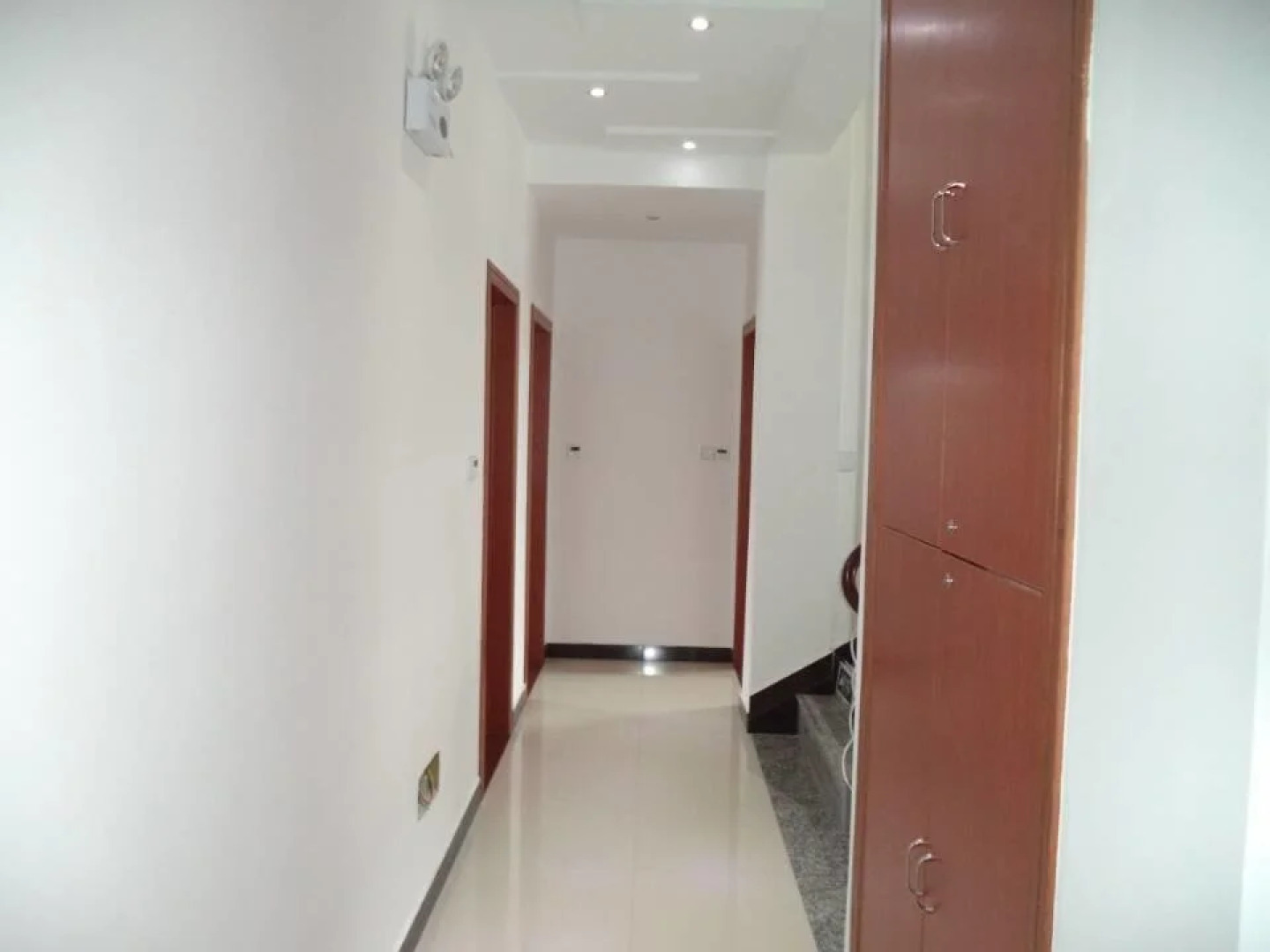 Jiuhuashan Xianyaju Hotel