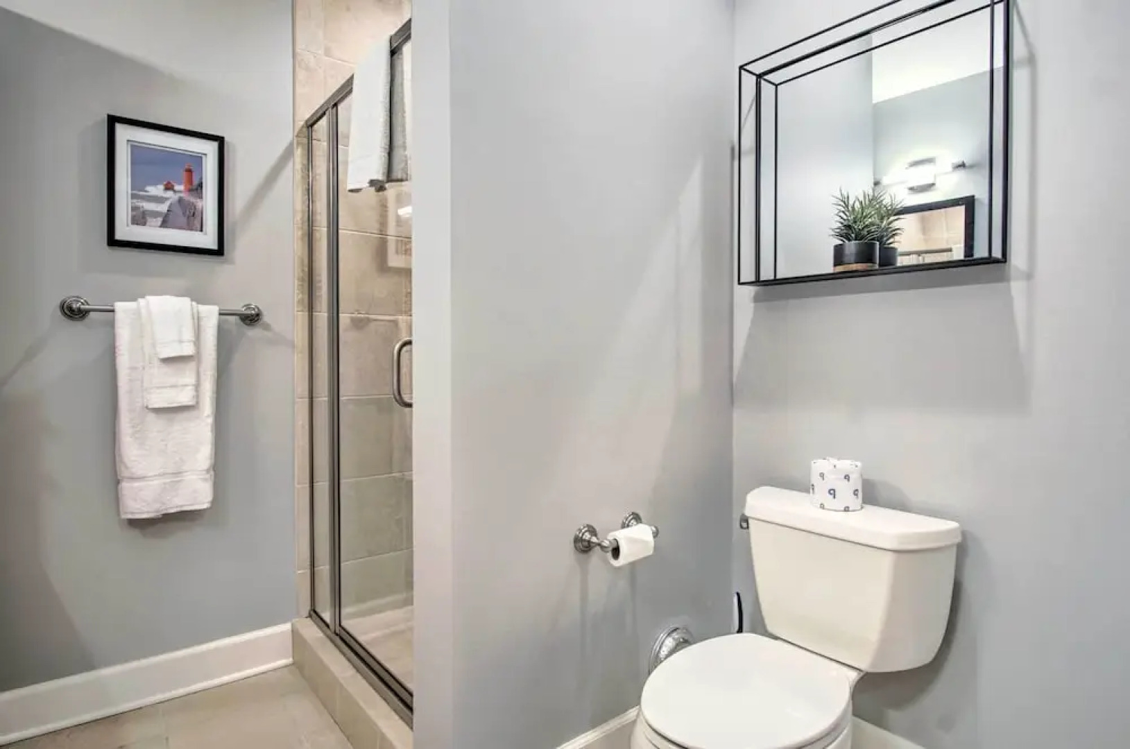 Grand Haven Condo: Walk to Lake + Pool Access!