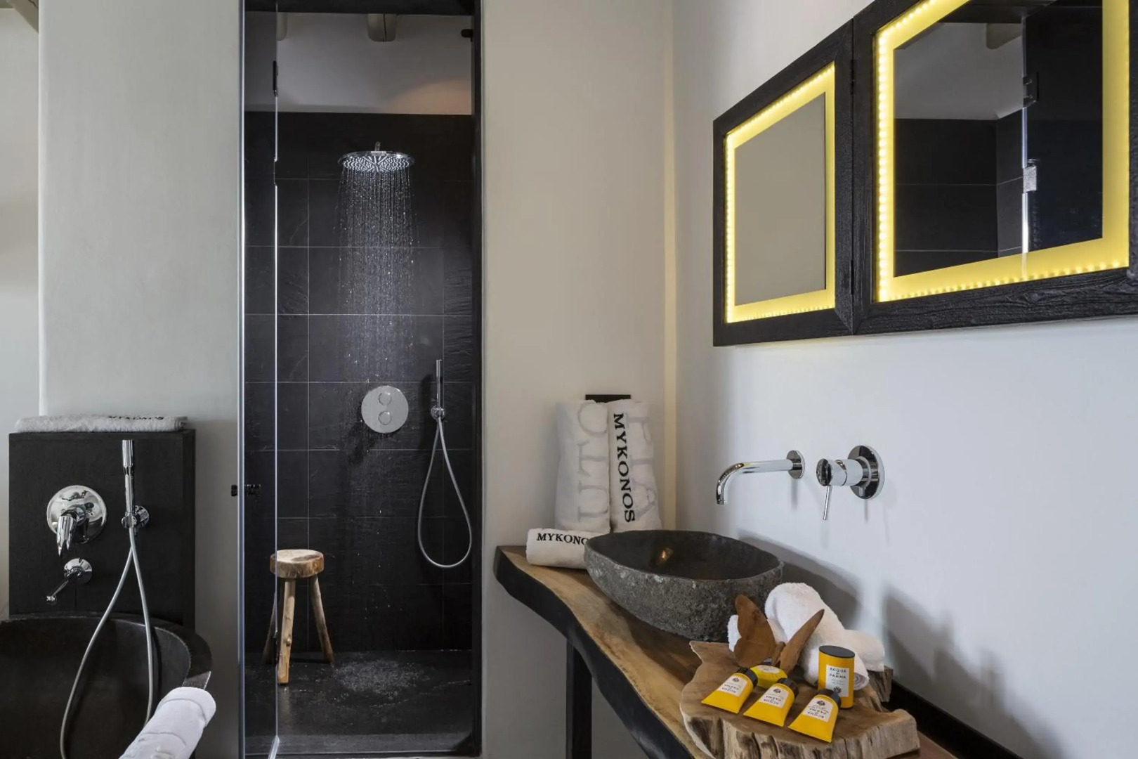 Myconian Utopia Relais & Chateaux