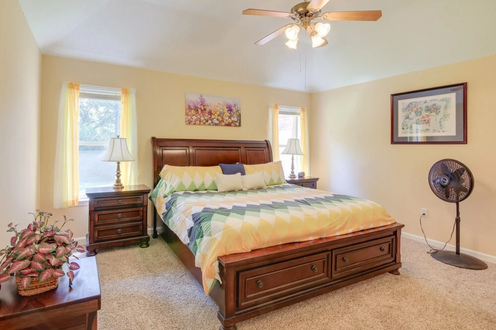 Olive Branch Getaway w/ Deck & Charcoal Grill!