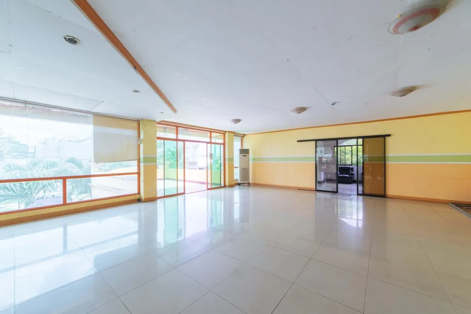 RedDoorz @ Kilometer 1 Roxas City