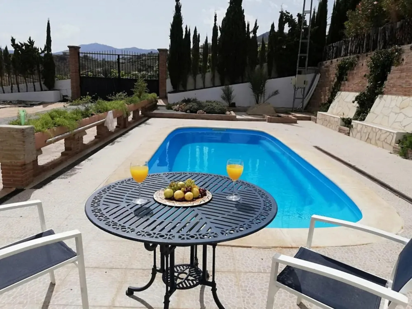 Chalet with 4 Bedrooms in Cútar, with Wonderful Mountain View, Private Pool, Enclosed Garden - 18 Km From the Beach