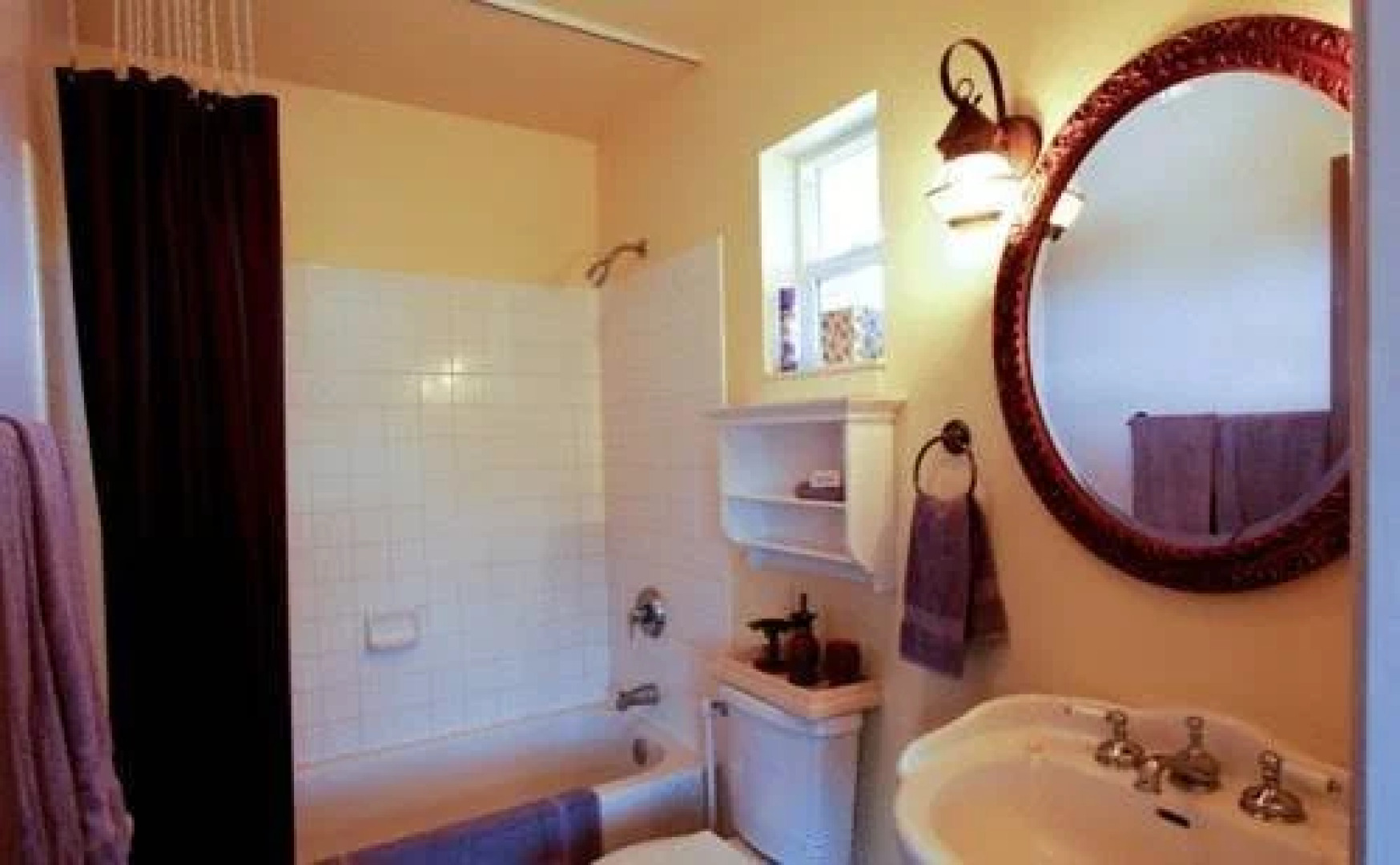 Pennys Place Inn Paradise