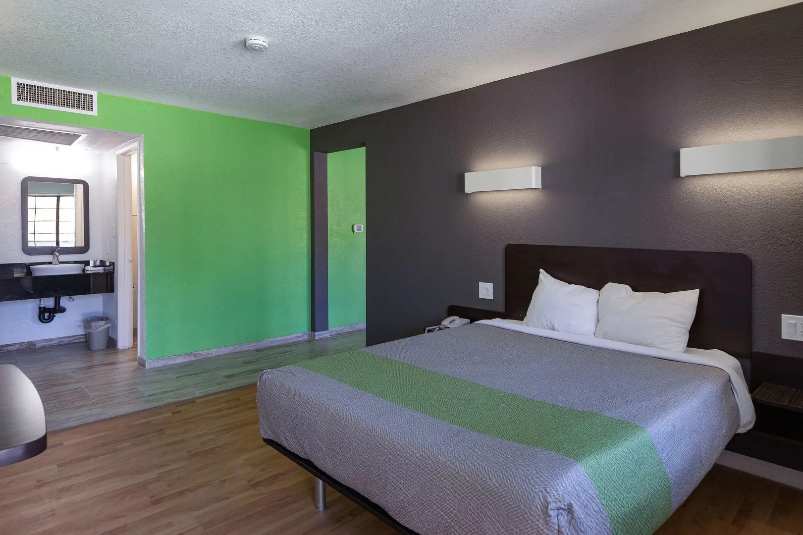 Studio 6 Barstow, CA