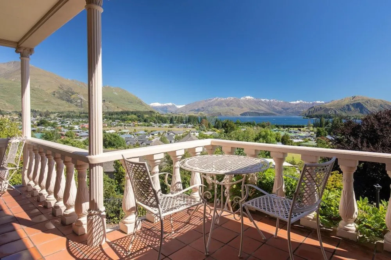 The Manor - Wanaka Unlocked