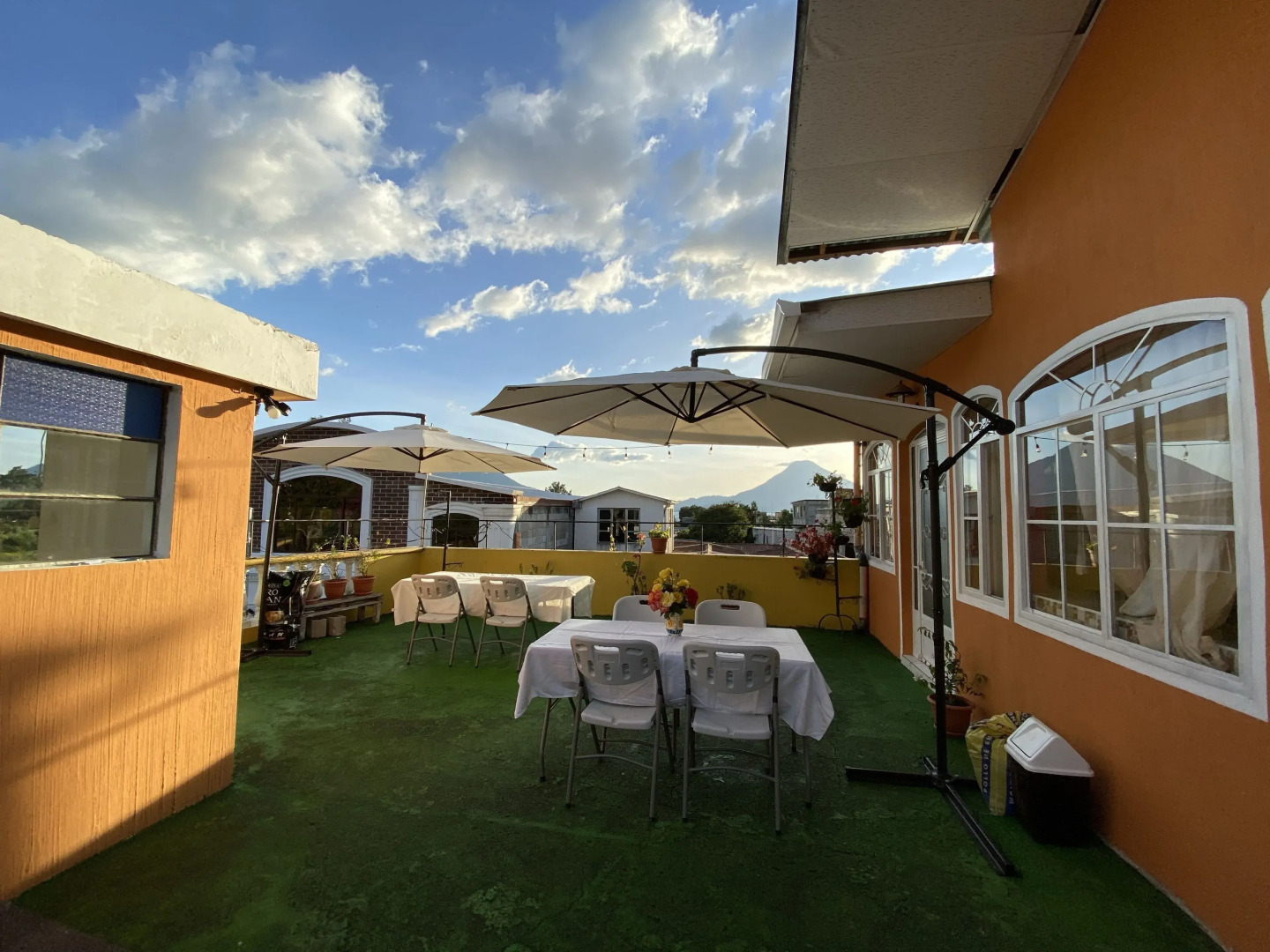 Hotel Panajachel Los Angeles