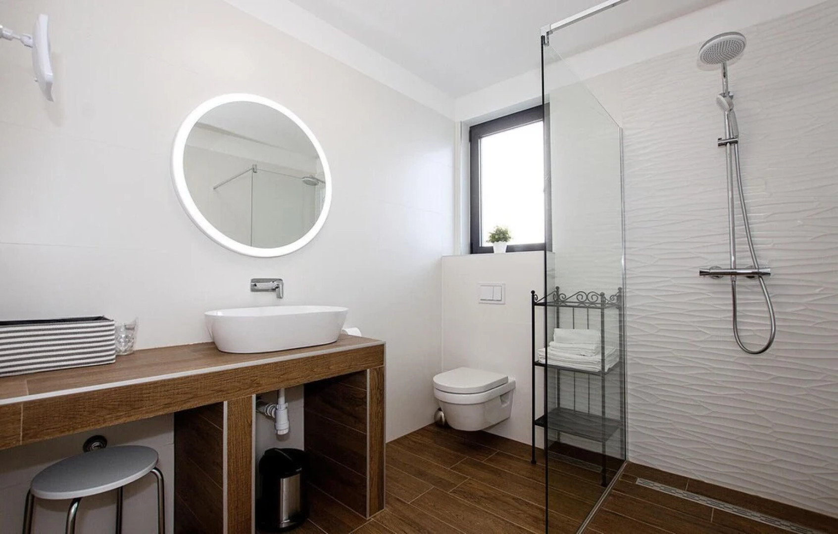 Amazing Home in Turanj with Outdoor Swimming Pool, Hot Tub & Sauna