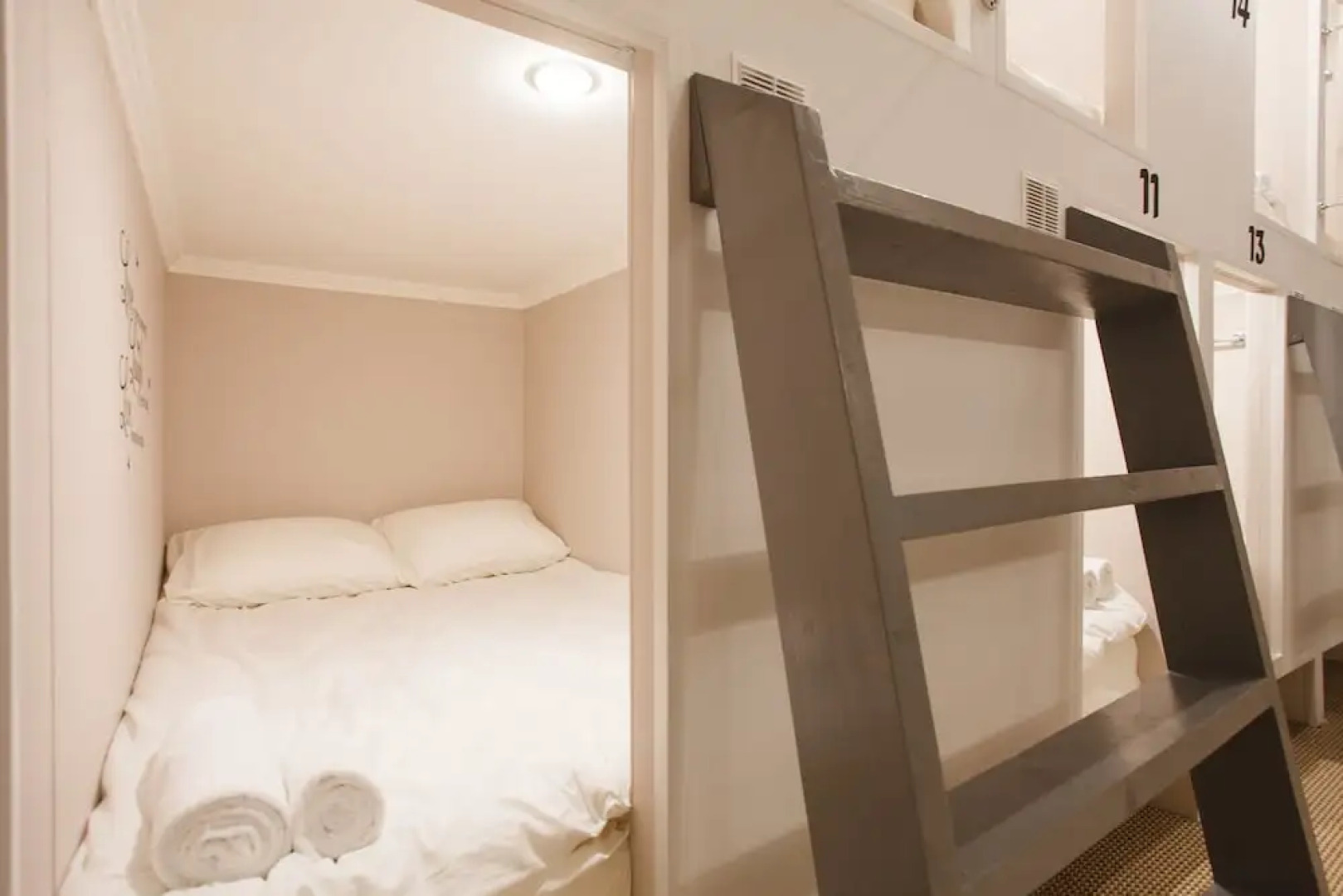 Capsule Hotel InterQUBE Chistye Prudy