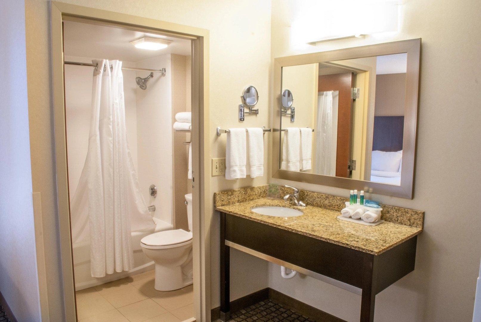 Holiday Inn Express & Suites Blacksburg - University Area by IHG
