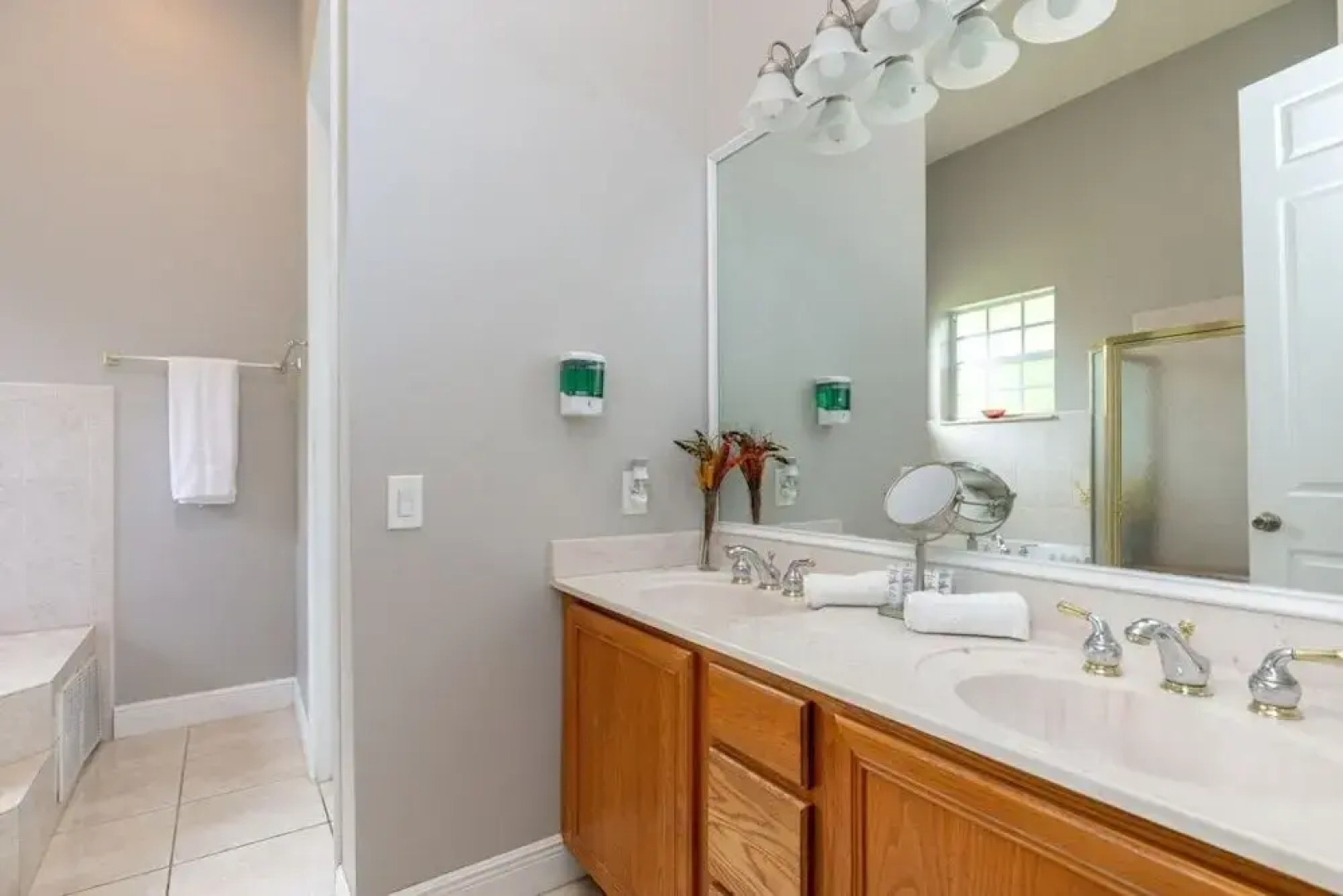 Plantation Acres Mansion 7 Bedroom Villa by Redawning