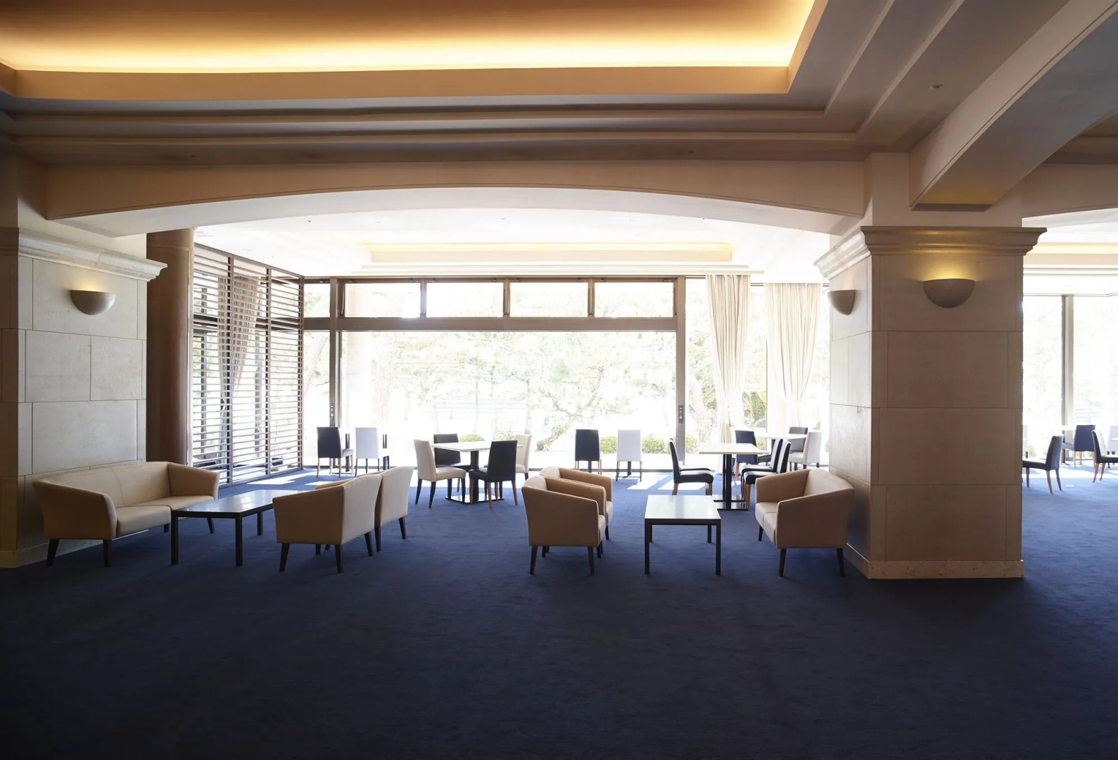 Shiraraso Grand Hotel