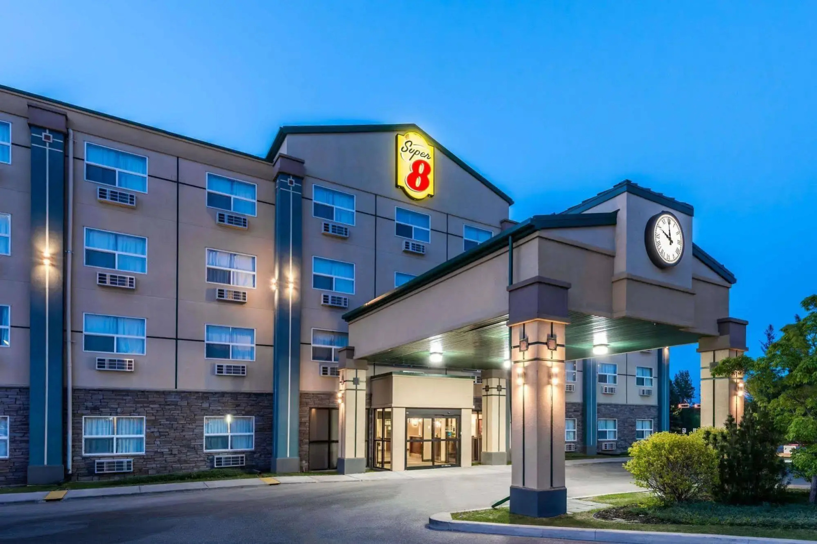 Park Hill Inn & Suites