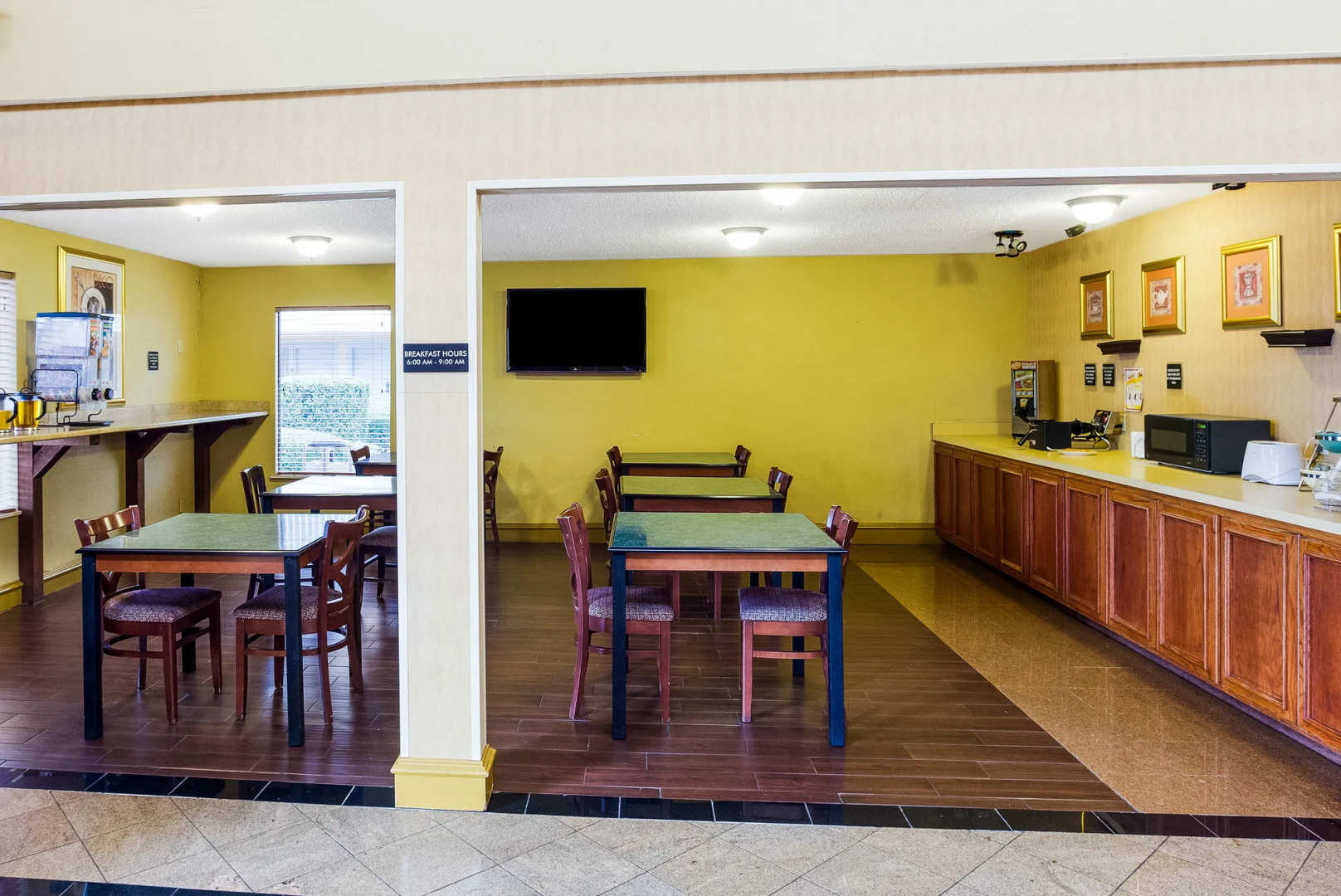 Rodeway Inn & Suites South of Fiesta Park