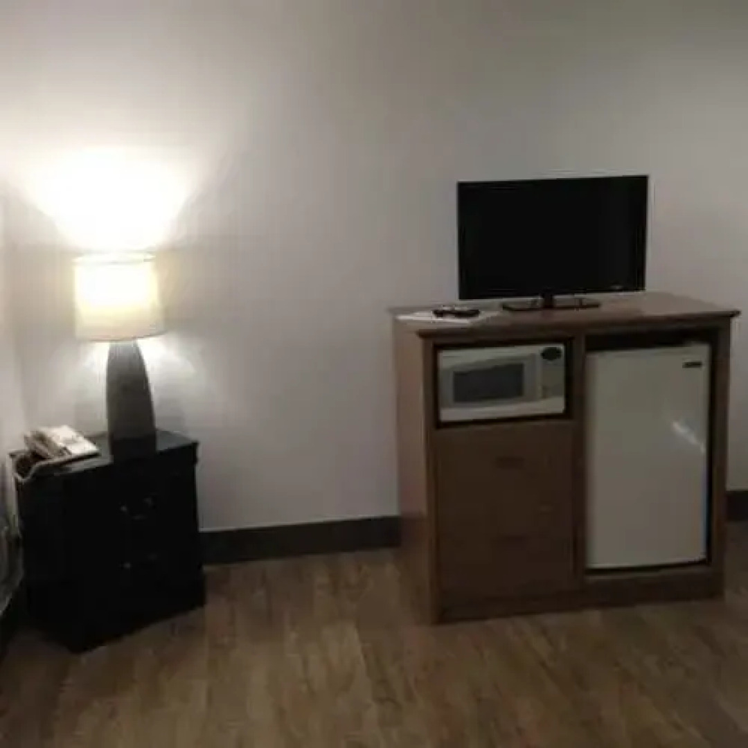 Sunset Oceanfront Lodging