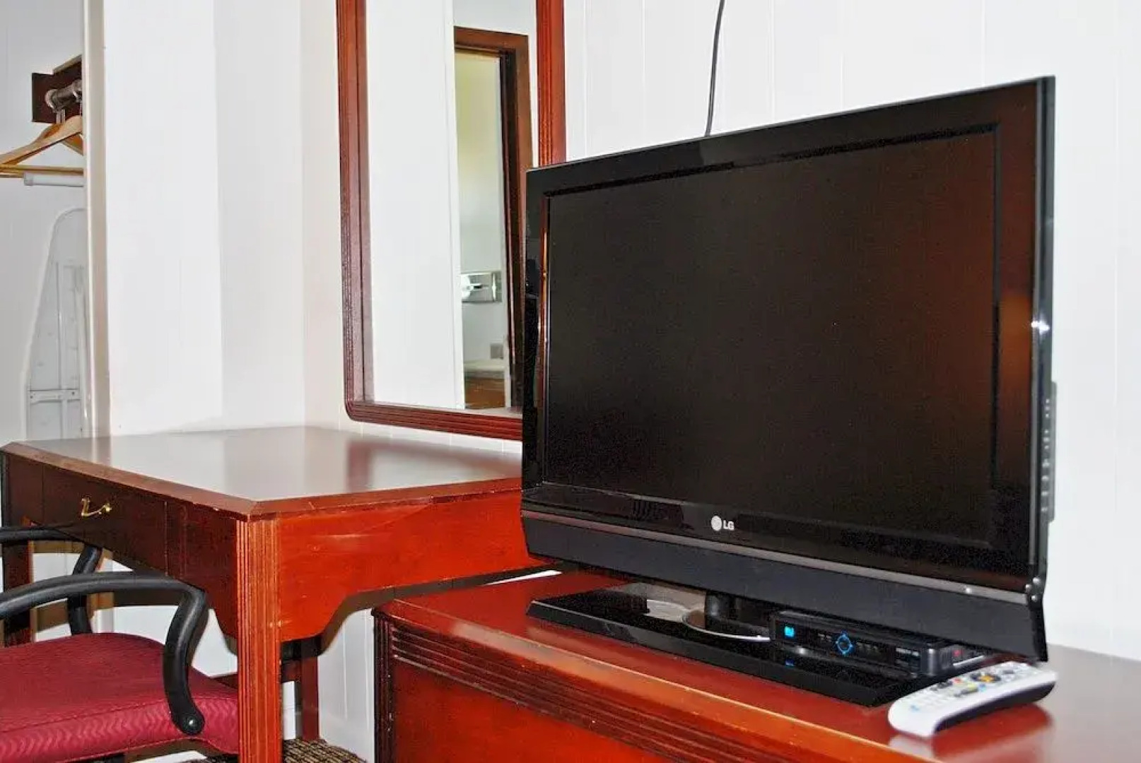 Oregon Motel 8 & RV Park