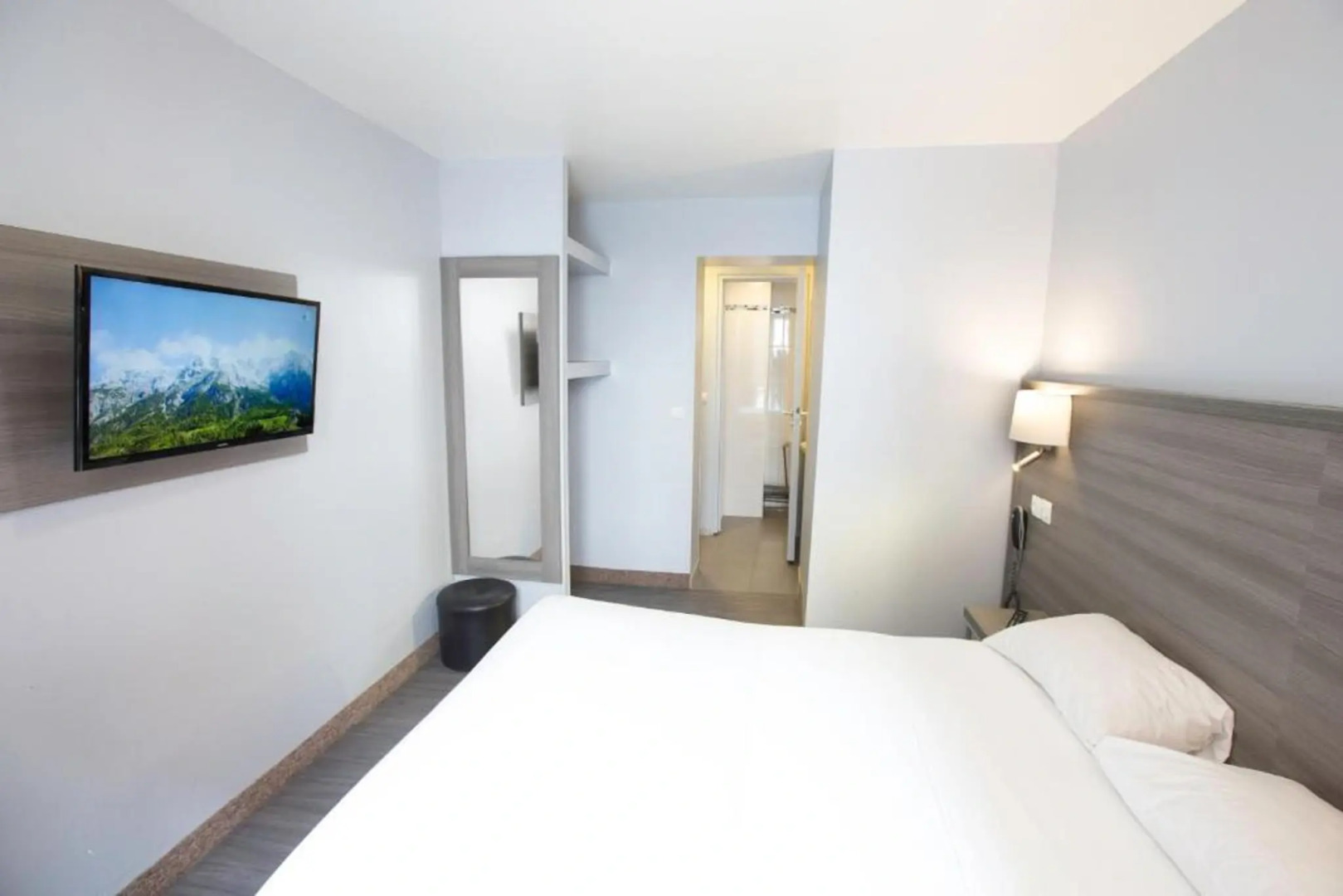 Hipotel Paris Père Lachaise République