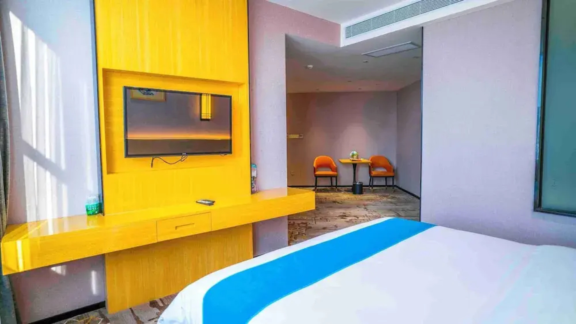 Yuntai Guanjing International Hotel