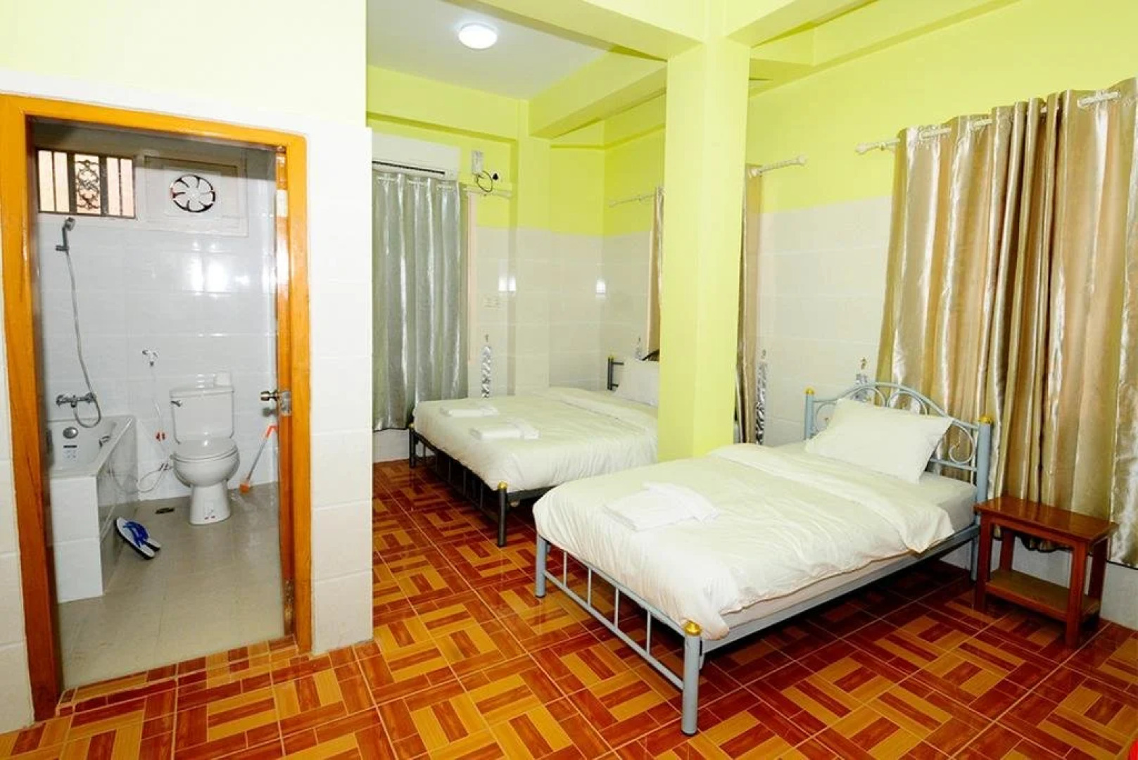 Golden High Power Hotel