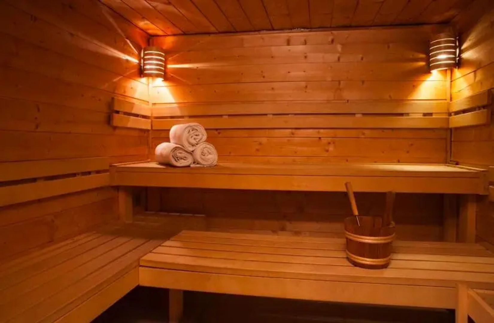 Chalet entier 110m2 avec vue et sauna à 10 min des pistes