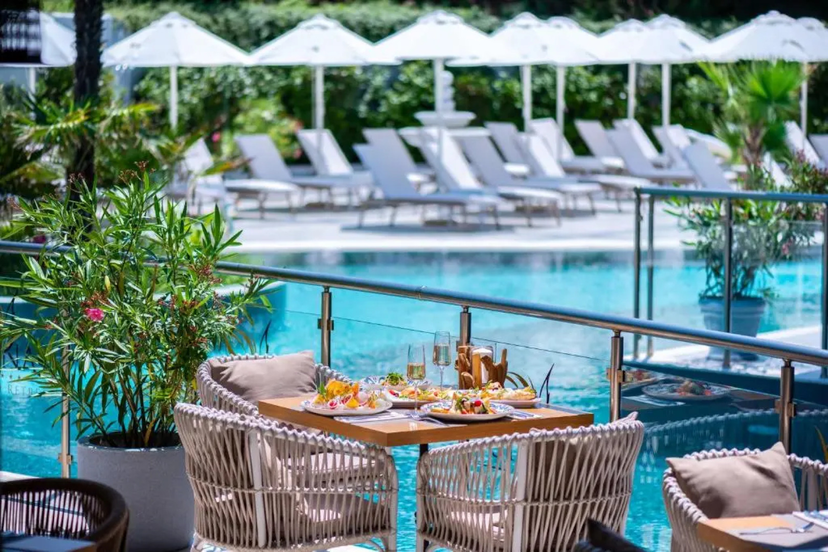 Siena Premium Retreat