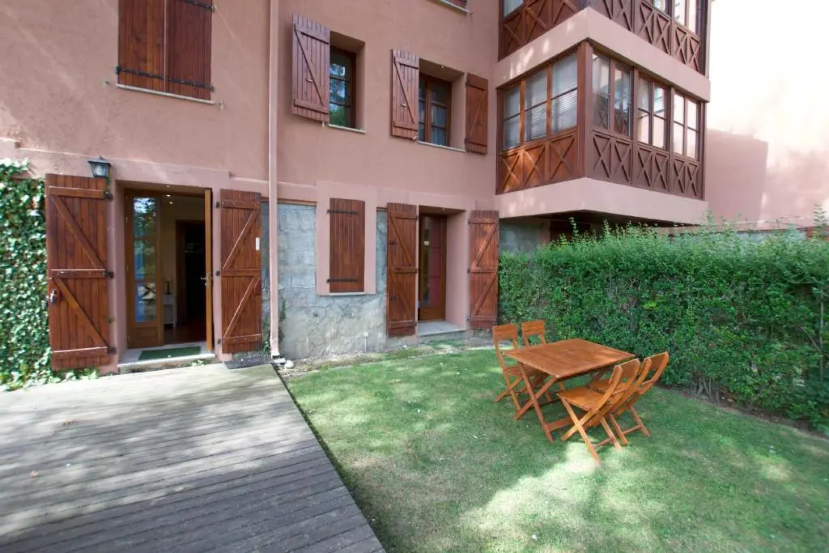 Apartamento con jardín - Montana Park