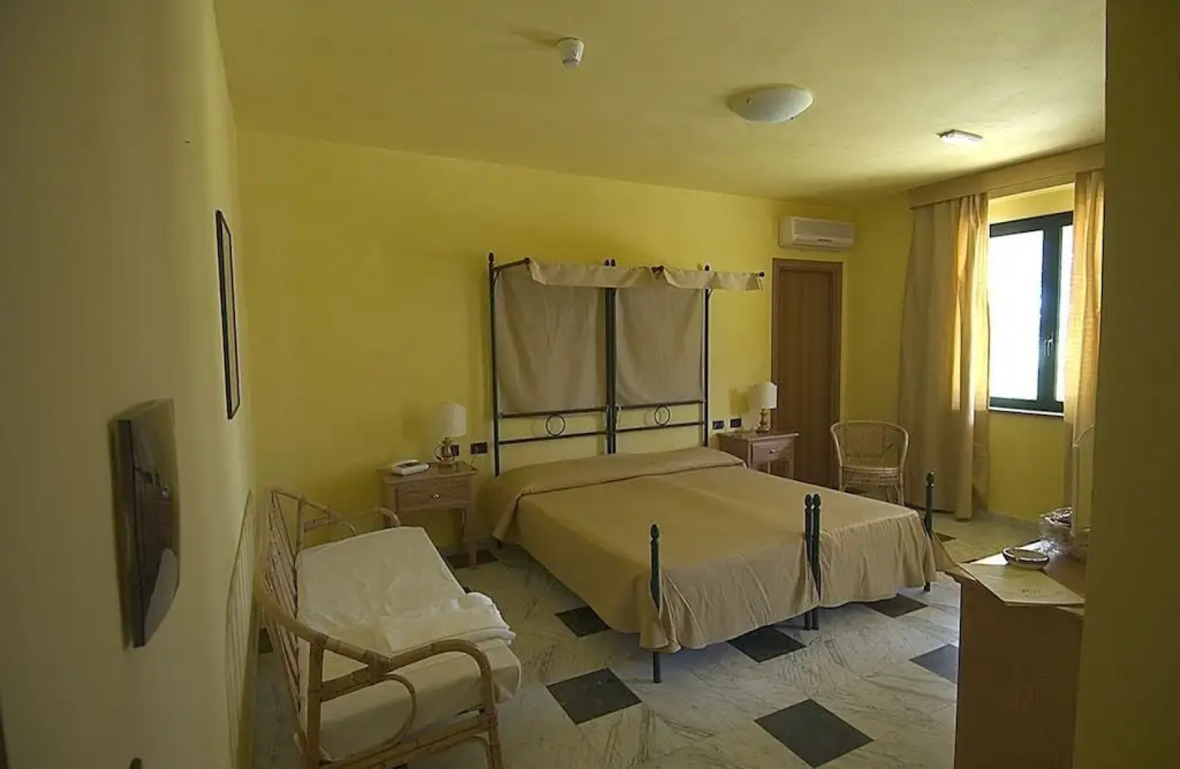 Marina del Marchese Beach Resort