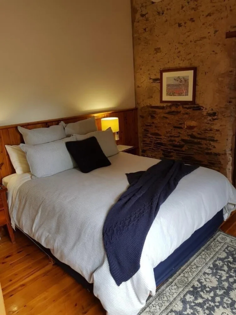 Redwood Studio - Adults Only