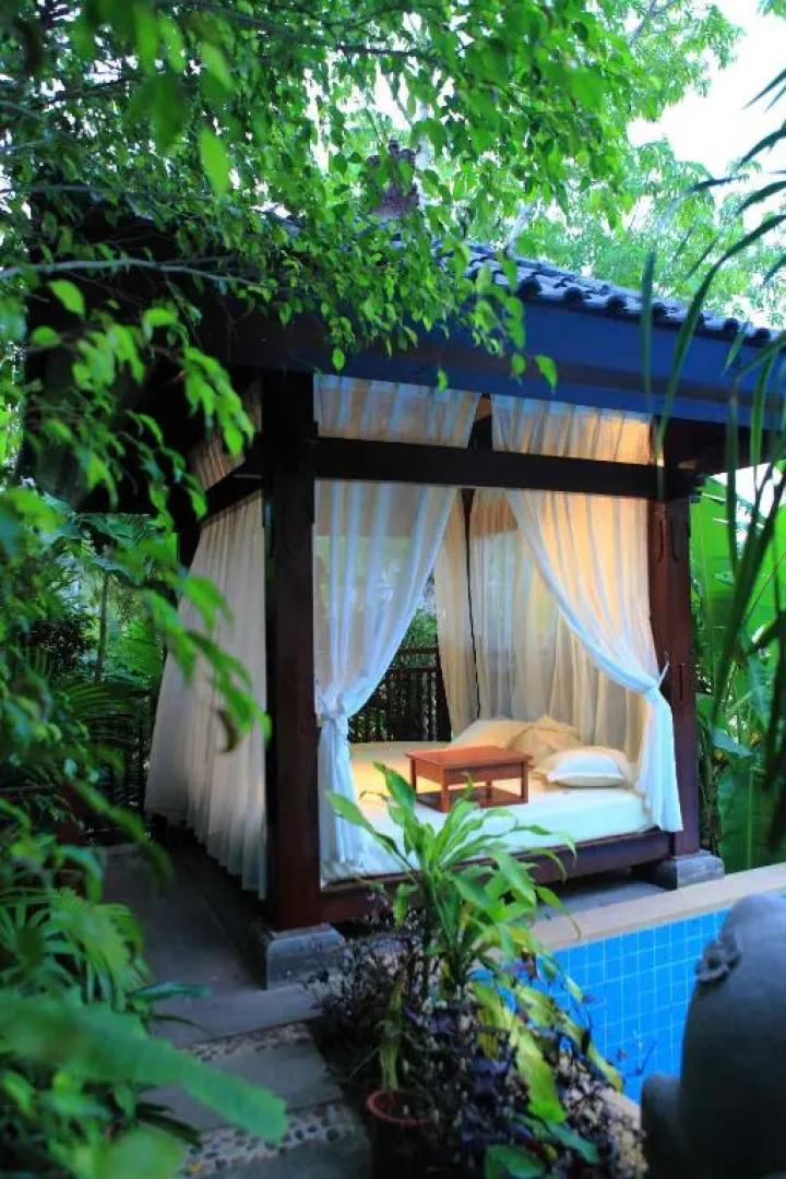 BaoTin Qi Xian Yao Chi Hot Spring Resort