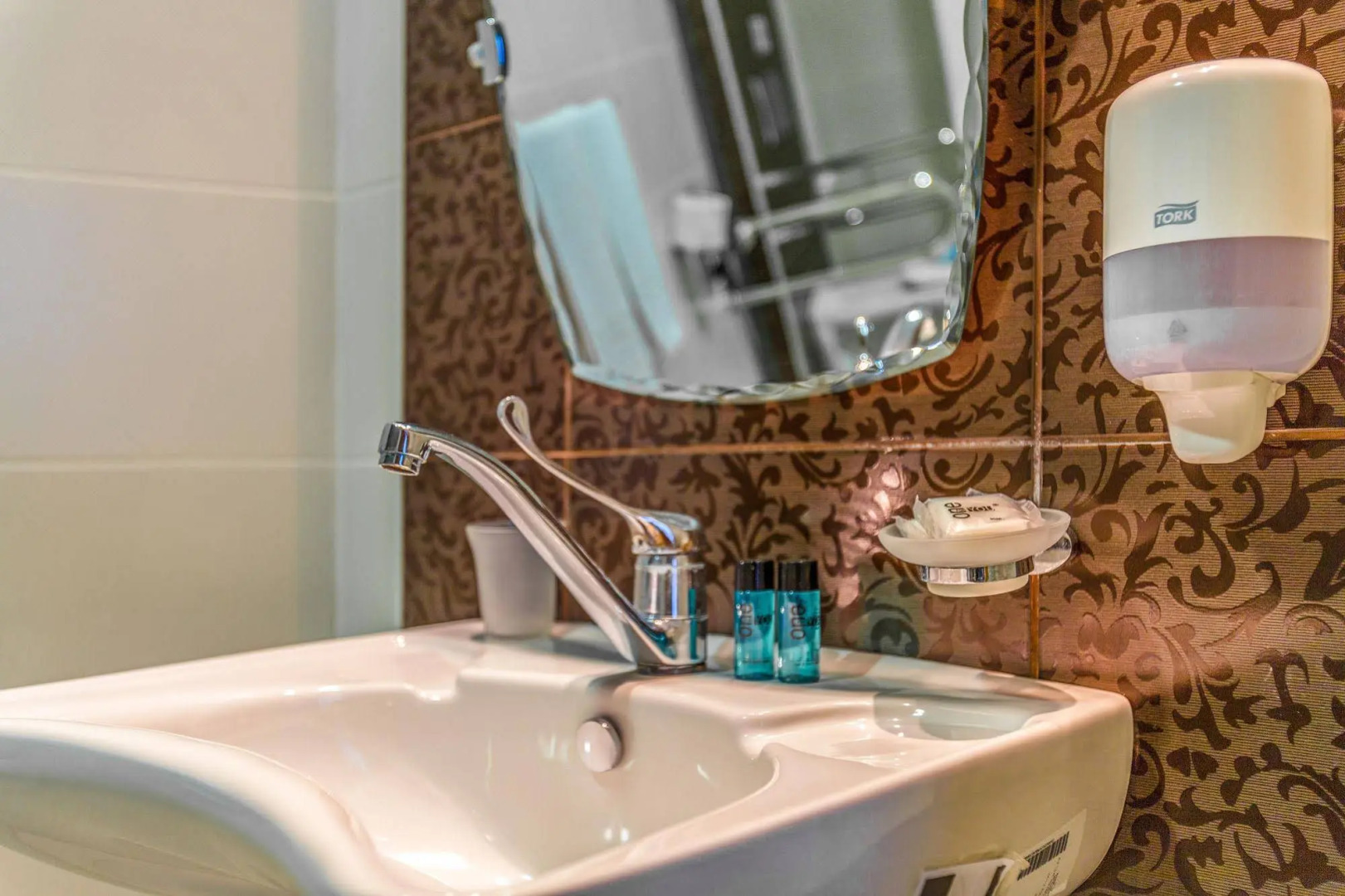 Kipriotis Hippocrates & Maris Suites