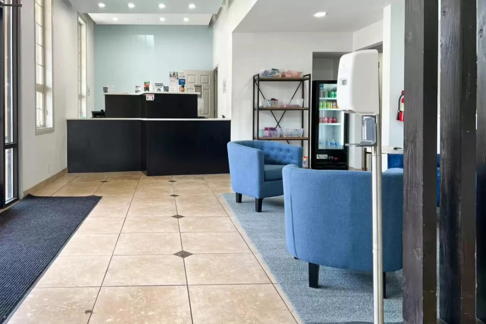 Howard Johnson by Wyndham Portland Airport