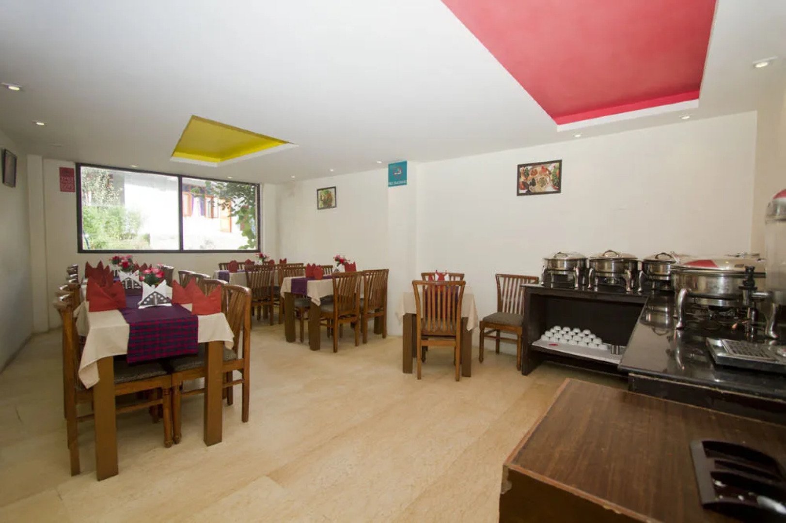 OYO 1619 Hotel Swiss Wood