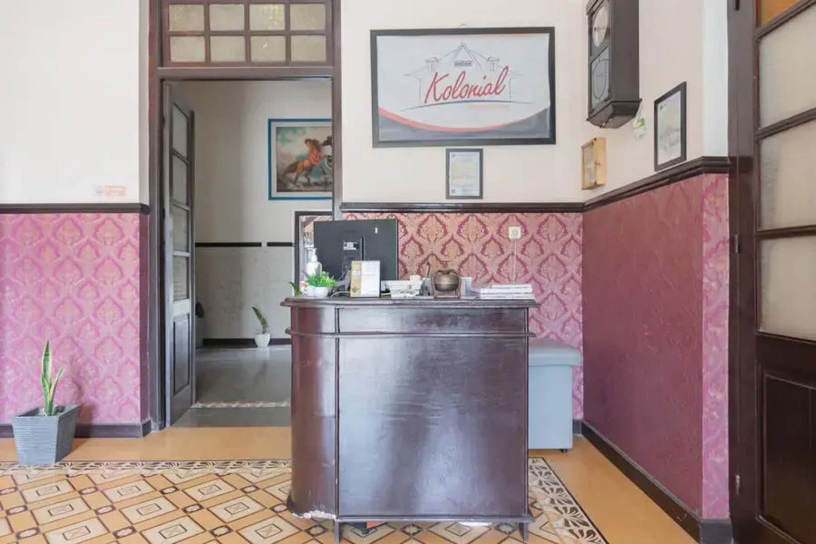 RedDoorz Syariah @ Kolonial Guest House